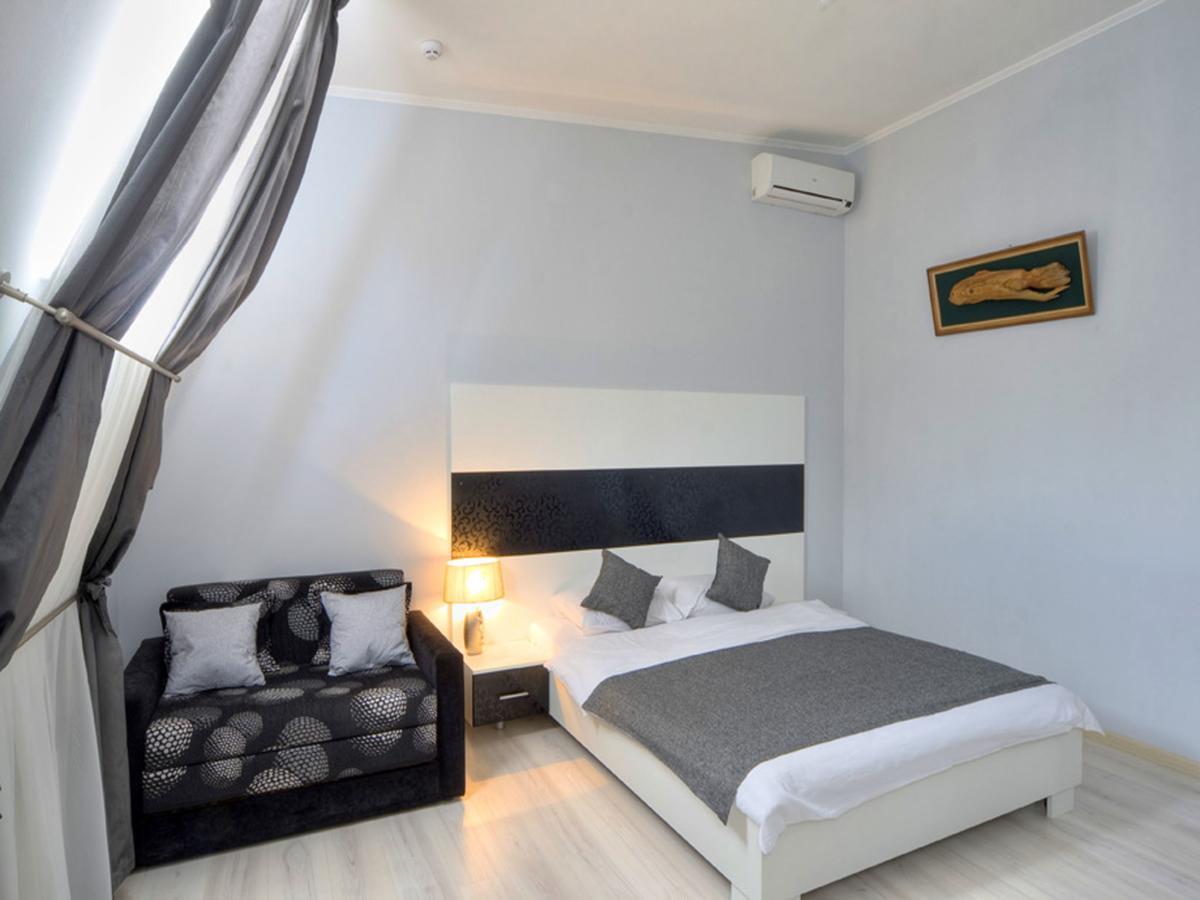 Best Season Apart Hotel Kiev Buitenkant foto