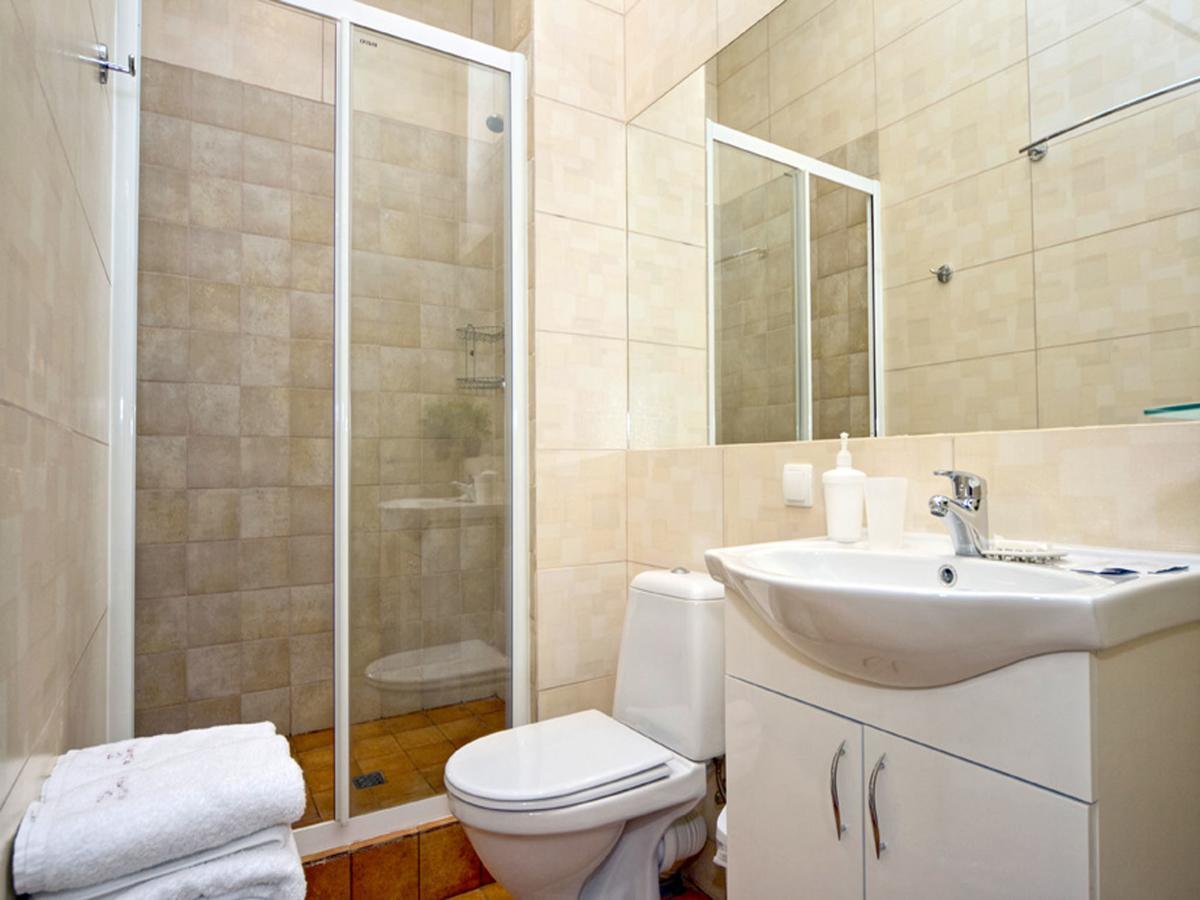 Best Season Apart Hotel Kiev Buitenkant foto